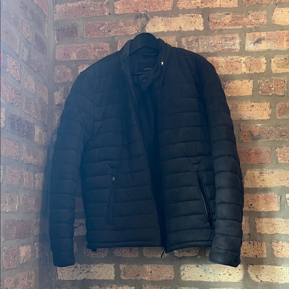 Zara Men's Charcoal Puffer Jacket